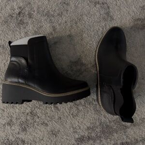 HUEY H2O BOOTS OFF BLACK LEATHER - DOLCE VITA